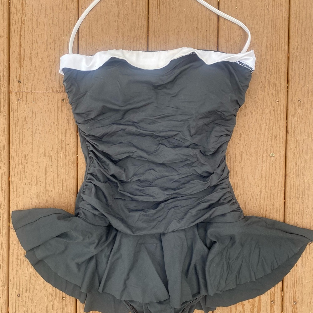 VINTAGE Y2K CHAPS ONE PIECE SWIM WEAR WITH SKIRT